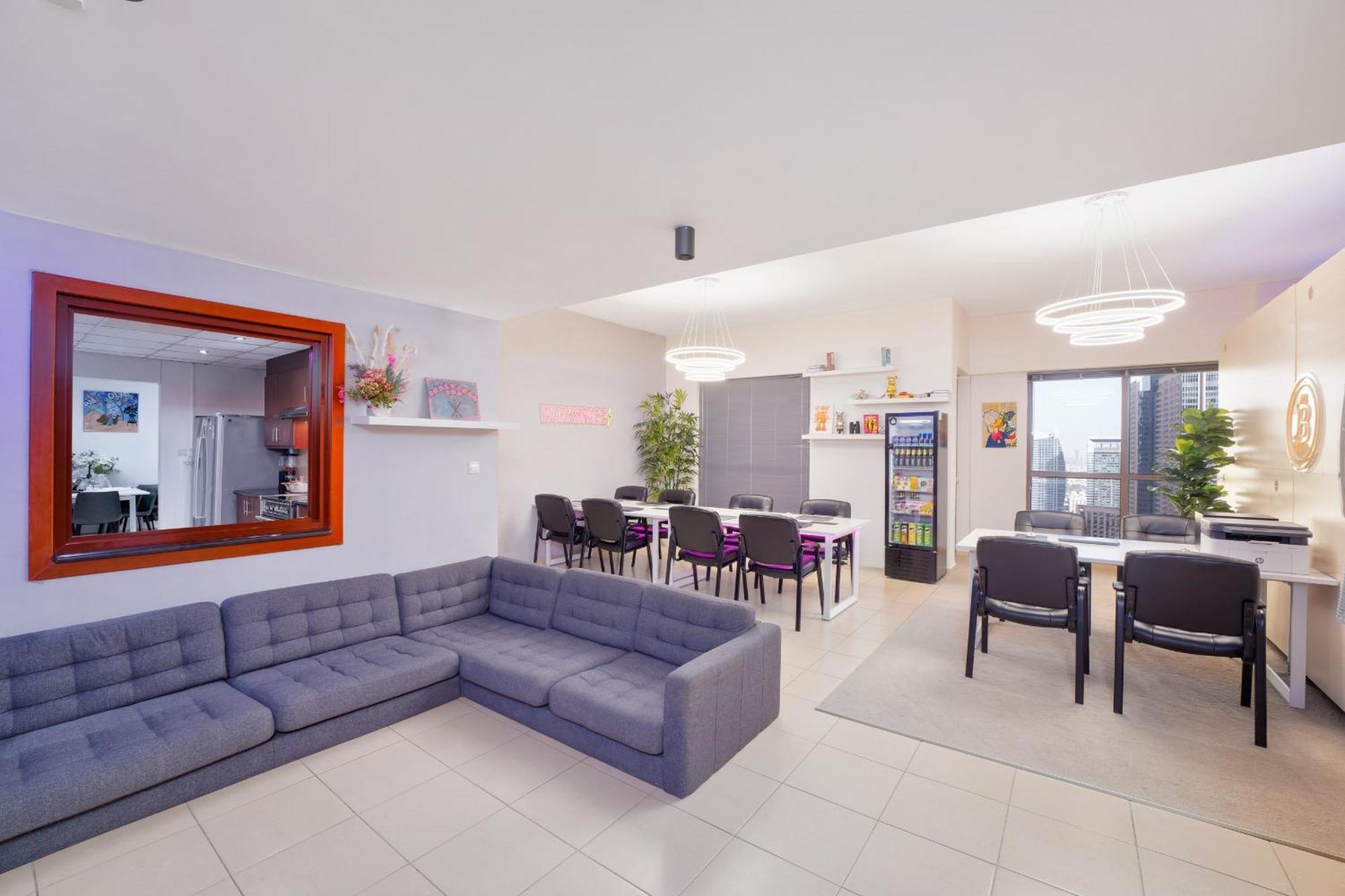 Berloga Capsule Jbr Hotel Dubai Exterior photo
